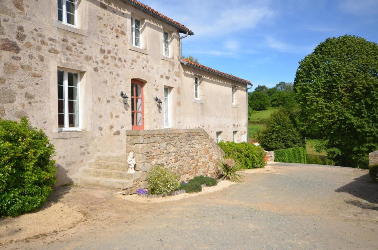 L'Escale Du Bocage Piscine Couverte Chauffee La Flocellière Exteriör bild
